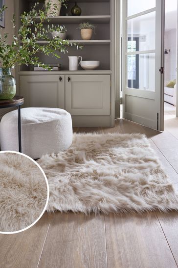 Cream Arctic Cosy Faux Fur Rug Cream Fluffy Rug, Fluffy Rugs In Living Room, Faux Fur Rug Living Room, Ikea Sheepskin, Fluffy Rugs Bedroom, Fur Rug Living Room, Rug Hacks, White Fluffy Rug, Faux Fur Rugs