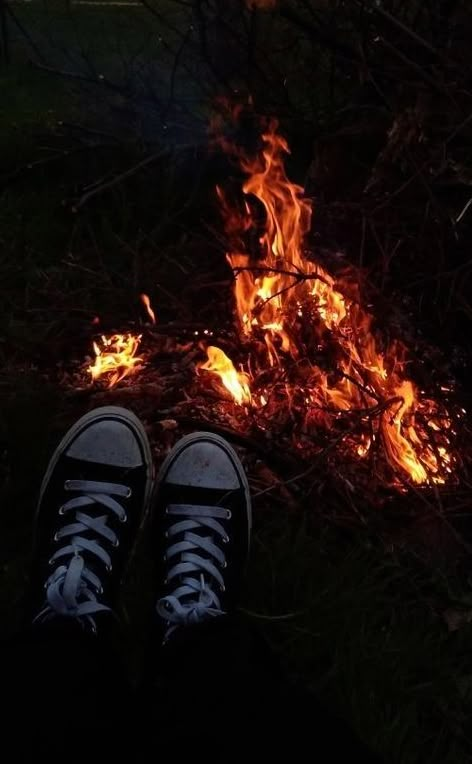 Campfire Aesthetic, Rabastan Lestrange, Apocalypse Aesthetic, Grunge Vibes, + Core + Aesthetic, Grunge Photography, Night Aesthetic, Aesthetic Images, Ely