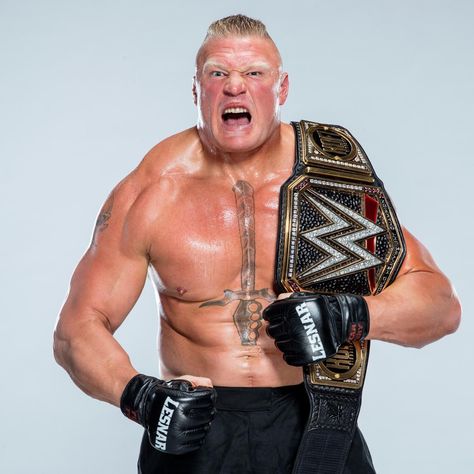 Wwe Brock Lesnar, Brock Lesnar Wwe, Wwe Backstage, Usos Wwe, Wwe Superstar Roman Reigns, Wwe Pictures, Professional Wrestlers, Ripped Girls, Wrestling Stars