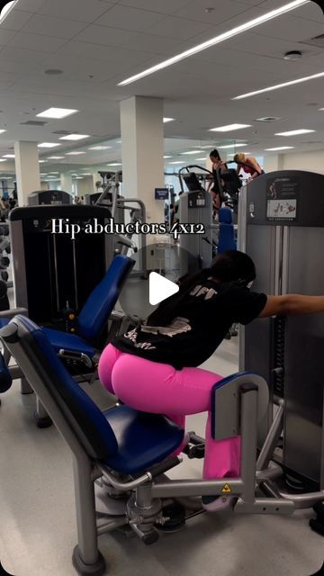 weightloss | Women fitness | Bikni body on Instagram: "From 2022 ( first vid) to 2024(2nd). It took me about 4-5 consistent months to see results these are the exercises that helped . It is very much possible to fill the hip dip muscles!🥰

Hip dips are the inward curves along the side of your body, below the hip bone. Yes, working out can help fill in hip dips muscles. Focusing on exercises that target the (gluteus medius), as well as other surrounding muscles, can help build muscle in the area, potentially reducing the appearance of hip dips.

Consistency in training, along with a balanced diet, can help achieve the best results tailored to your body type and goals :) follow these exercises" Fix Hip Dips Fast, Fill In Hip Dips, Hip Dips Before And After, Hips Dips Before And After, Hip Dip Exercises, Hip Extension Exercise, Dip Workout, Hip Bone, Gluteus Medius