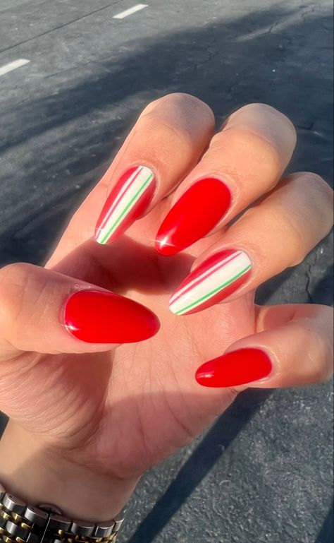 Ferrari Nail Design, Ferrari Inspired Nails, Ferrari Nails F1, Red Ferrari Nails, Ferrari Nail Art, F1 Nails Designs Ferrari, F1 Nails Designs, F1 Inspired Nails, Formula One Nails