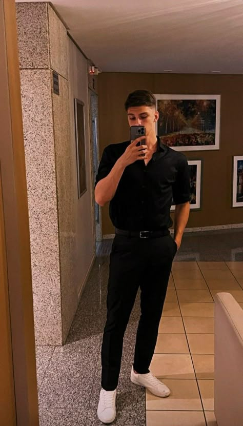 Men All Black Casual Outfit, Quince Outfits Guest Men, Classy Black Outfit Men, Black Guy Outfits Classy, Men’s Dressy Outfits, Black Outfit Men Casual Classy, Men’s Homecoming Outfit, Smart Casual Black Men Outfit, Moreno Outfit Men