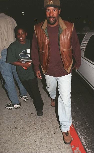 Denzel Washington Fashion, 1990 Mens Fashion, Denzel Washington Style, Will Smith 90s Fashion, Denzel Washington 90s, 80s Black Fashion, Mens Airport Style, 90s Black Men Fashion, Actors Fashion