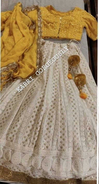 Orang India, Indian Outfits Lehenga, Lehnga Dress, Gaun Fashion, Pakistani Dresses Casual, Salwar Kamiz, Traditional Indian Outfits, Indian Bridal Dress, Indian Gowns Dresses