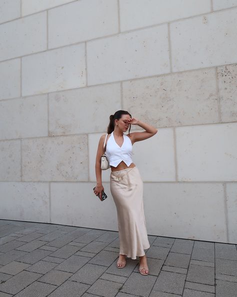 silk midi skirts 🥹✨ Silk Skirt Outfit, Tan Silk, Silk Midi Skirt, Cream Silk, Silk Skirt, Skirt Outfits, Midi Skirt, Outfit Inspo, Silk