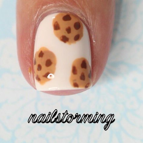 Instagram Cookies Nails Art Designs, Cookie Nails Design, Dessert Nail Art, Cookies Nail Art, Cookie Nail Art, Chocolate Nail Art, Base Friends, Cookie Nails, No Chip Nails