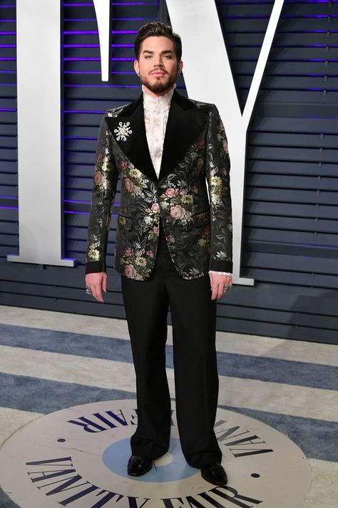 Why it works: For an Oscar-worthy performance on stage, Lambert's second outfit seemingly channelled The Favourite. Adam Style, Selma Blair, Classic Tuxedo, Best Dressed Man, Oscar Party, Vanity Fair Oscar Party, Adam Lambert, Style Outfits, Miley Cyrus