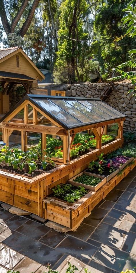 Raised Garden Design Ideas, Small Garden Bed Ideas, Raised Beds Garden, Raised Bed Garden Ideas, Garden Bed Ideas, Patio Gardens, Diy Home Garden, Dream Backyard Garden, Raised Bed Garden Design