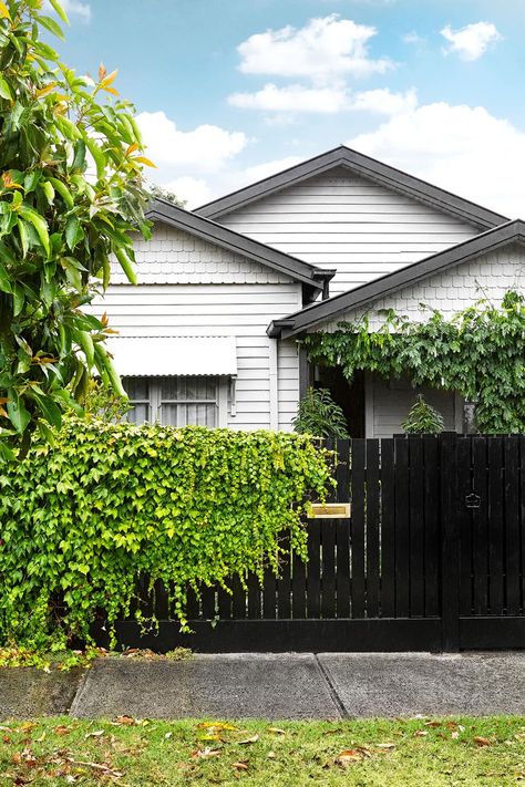 California Bungalow Style Interiors, Bungalow Style Interior, California Bungalow Interior, Californian Bungalow, Bungalow Interior, California Bungalow, Colour Set, Bungalow Renovation, Homes To Love