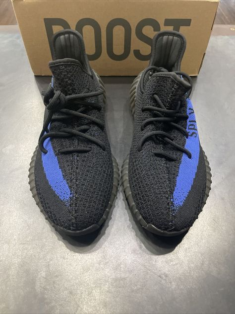 Adidas Yeezy 350 Boost 350 V2 Dazzling Blue Mens Size 10 GY7164 Get a price at https://copapair.com/adidas-yeezy-350-boost-350-v2-dazzling-blue-mens-size-10-gy7164/ Yeezy 350 Boost, 350 Boost, Adidas Yeezy 350, Yeezy 350, 350 V2, Yeezy Boost 350, New Sneakers, Adidas Yeezy, Affiliate Programs