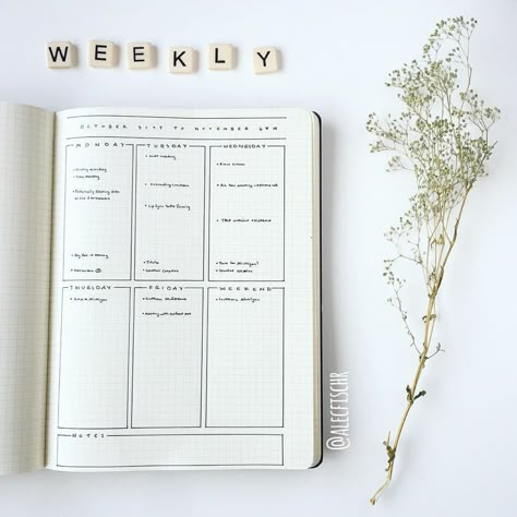 @fischrjournals Minimalist Bullet Journal Layout, Bullet Journal Minimalist, Minimalist Bullet Journal, How To Bullet Journal, Bullet Journal Weekly, Bullet Journal Weekly Spread, Weekly Layout, Bullet Journal Spreads, Bullet Journal Aesthetic