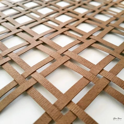 #paper #weaving #paperweaving Diy Paper Weaving, Weave Architecture, Paper Weaving Art, Cardboard Box Storage, Paper Basket Weaving, Weaving Patterns Design, Paper Weave, Weaving Structure, Paper Clothes