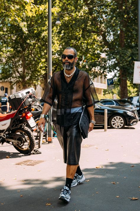 Mens Fashion Week Street Style, Vogue Photography, Boyfriend Outfit, Spring Outfits Men, Aesthetic Streetwear, Streetwear Shorts, B Fashion, Copenhagen Fashion Week, Mens Fashion Week