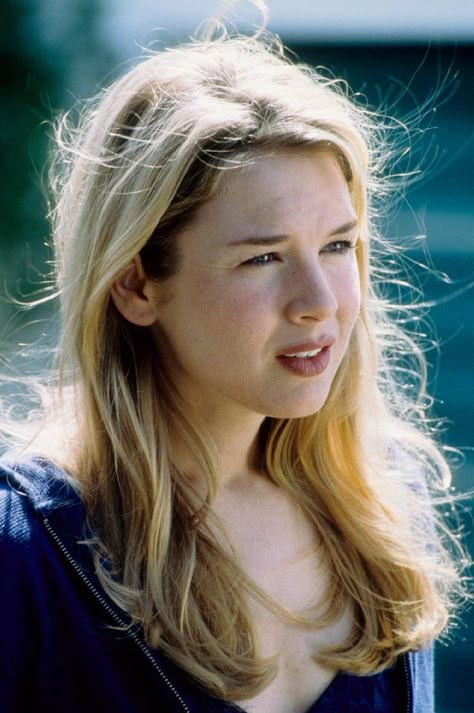 Renee Zellweger - Fave 90s Actress #11 Renee Zellweger Style, Renee Zellweger Bridget Jones, Renée Kathleen Zellweger, Rene Zellweger, Jerry Maguire, Renée Zellweger, Bridget Jones Diary, 90s Actresses, Blonde Actresses