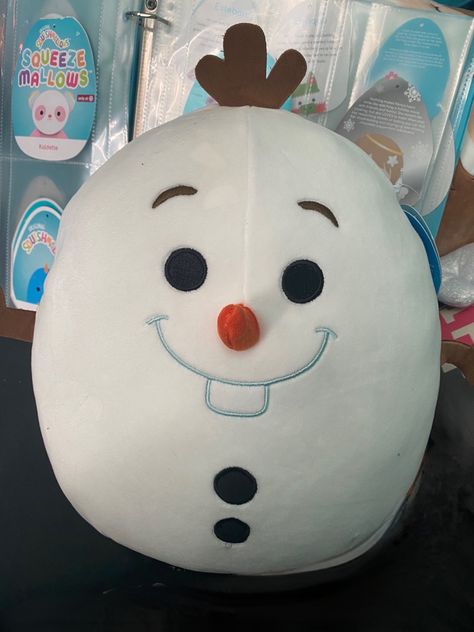 Disney Squishmallows, Frozen Bedroom, Taco Bell, Disney Pictures, Disney Frozen, Stuffed Animals, Cute Gifts, Art Wallpaper, Disney World