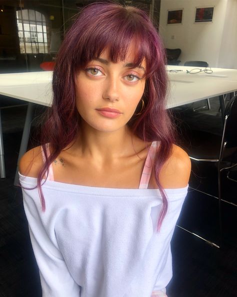 Ella Purnell on Instagram: “pinks n purples” Plum Purple Hair, Red Purple Hair, Hair Color Plum, Ella Purnell, Plum Hair, Wine Hair, Hair Balm, Hair Color Purple, Colorful Hair