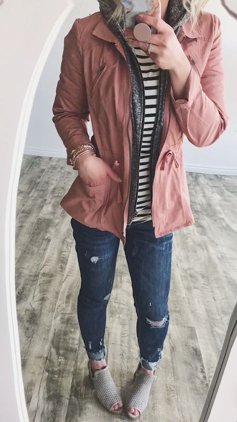 Ok, this blush utility jacket is so cute! Spring necessity! Rose Colored Jacket Outfit, Pink Anorak Jacket Outfits, Pink Utility Jacket Outfit, Mauve Jacket Outfit, Blush Jacket Outfit, Pink Jean Jacket Outfit, Pink Denim Jacket Outfit, Anorak Jacket Outfit, Spring Jackets For Women