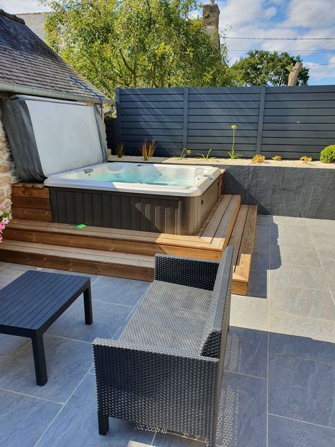 Wooden Hot Tub Surround, Swim Spa Surround Ideas, Landscape Around Hot Tub, Colonial Backyard, Outdoor Spa Area Ideas, Hot Tub Deck Design, Deck Hot Tub, Paving Stone Patio, Small Hot Tub