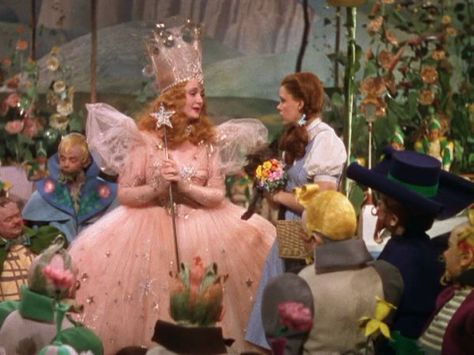 Hope within Best Movies Of All Time, Glenda The Good Witch, Wizard Of Oz Movie, Review Film, Billie Burke, Wizard Of Oz 1939, Oz Movie, Citizen Kane, Glinda The Good