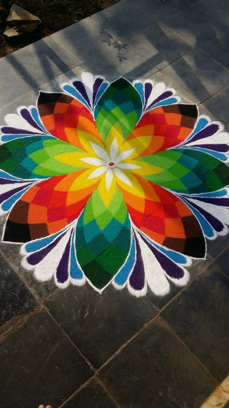 G20 Rangoli Design, Modern Art Rangoli Designs, Sanskaar Rangoli Designs, New Easy Rangoli Design, Mandala Rangoli Designs Latest, Rangoli Designs Traditional, Modern Art Rangoli, Rangoli Latest Design, Traditional Rangoli Designs Diwali