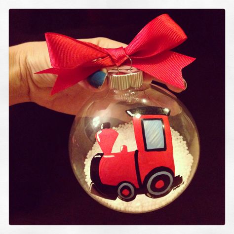 Train Christmas Ornaments Diy, Diy Train Ornaments, Train Ornament, Easy Christmas Crafts, Christmas Crafts Decorations, Handmade Christmas Ornaments, Ball Ornaments, Xmas Ornaments, Ornaments Diy