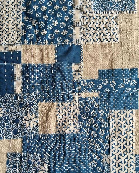 Shashiko Embroidery Quilt, Denim Interior Design, Slow Stiching Projects Ideas, Japanese Quilts Sashiko, Modern Embroidery Fashion, Boro Stitching Tutorials, Slow Stitching Ideas, Boro Quilt, Boro Embroidery