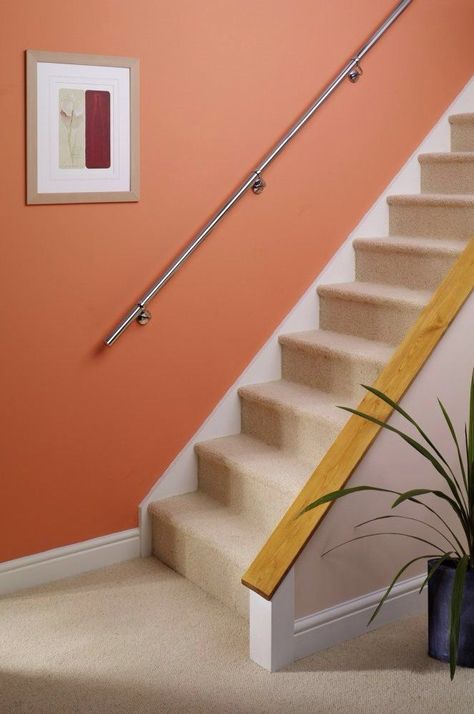 Stairs No Banister, No Banister Stairs, Banister Alternatives, Wall Banister Ideas, Stairs Without Banister, Wall Banister, Industrial Staircase Design, Staircase Banister Ideas, Stairs Handrail