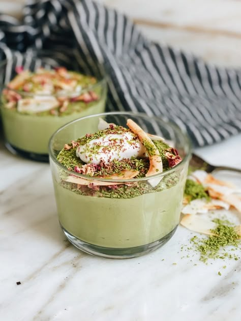 Vegan Mousse, Matcha Dessert Recipes, Matcha Vegan, Matcha Mousse, Matcha Cream, Coconut Mousse, Matcha Coconut, Matcha Green Tea Recipes, Vegan Pudding