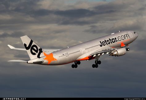 Jetstar Airways, Australian Airlines, Airbus A330, Boeing 747 200, Deck Photos, Airport City, Flight Deck, Boeing 747, Air Travel