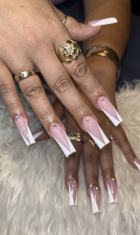 Short V Tip Acrylic Nails, Long Pink French Tip Nails With Rhinestones, Pink French V Tip Nails, Pink V Tip Acrylic Nails, V French Tip With Rhinestones, White V French Tip Nails With Design, White French Tip Nails With Bling, Pink French Tip Acrylic Nails With Rhinestone, V Shape Acrylic Nails