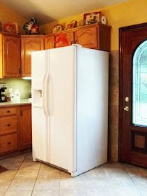 Redo It Yourself Inspirations : A Refrigerator Cover Up Hide Refrigator Side, Ugly Fridge, Hidden Refrigerator, Refrigerator Cover, Fridge Makeover, Farm Style Kitchen, White Refrigerator, Refrigerator Covers, Kitchen Farm