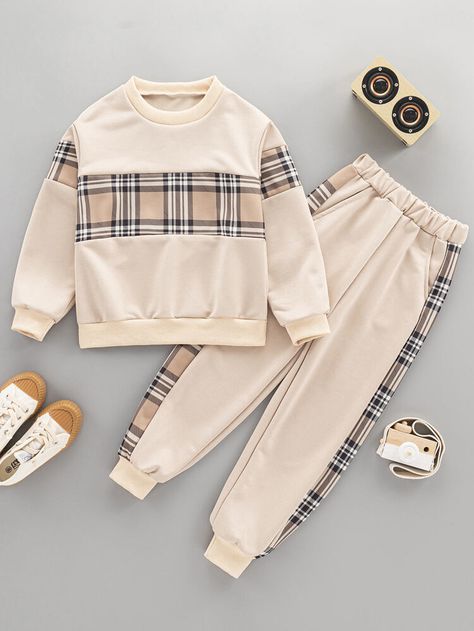 Free Returns ✓ Free Shipping On Orders $49+ ✓. Boys Plaid Print Round Neck Sweatshirt & Sweatpants- Boys Two-piece Outfits at SHEIN. Kids Dress Boys, Outfit Hoodie, Girls Frock Design, African Clothing For Men, Boys Plaid, Kids Fashion Clothes, Sweatpants Set