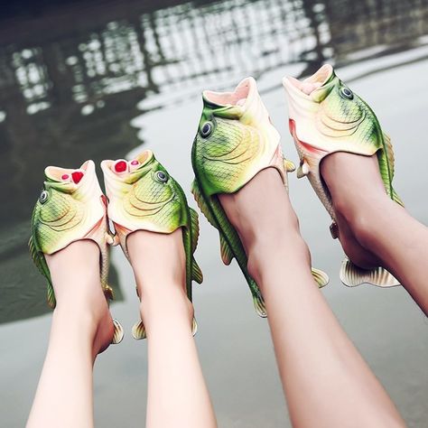 A pair of fish shoes to wear on his next fishing trip or the next time he wants to embarrass the whole family. 29 Last Minute Father's Day Gifts Your Dad Will Love Fish Slippers, Fish Flip Flops, Slippers Funny, Flip Flop Art, Bling Flip Flops, Summer Fishing, Slide Slippers, Fish Man, Beach Slippers