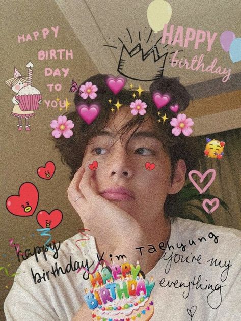 Kim Taehyung Aesthetic Birthday, Birth Day Wallpaper, Taehyung Birthday Wallpaper, Taehyung Birthday Picture Aesthetic, V Birthday Wishes, V Birthday Photo, Taehyung Birthday Aesthetic, Taehyung With Birthday Cake, V Birthday Pic