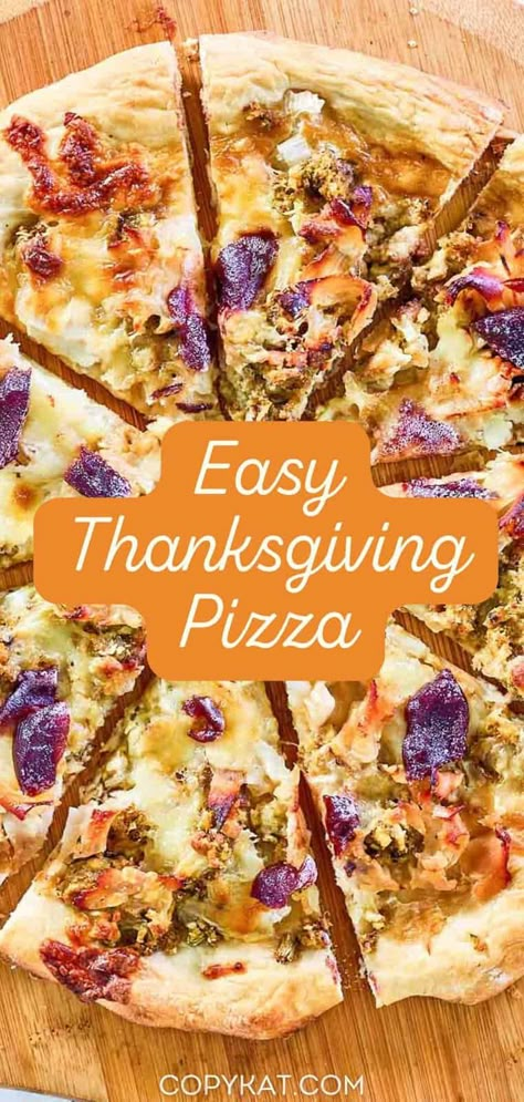 Use your leftover Thanksgiving dishes to make a tasty pizza for dinner. Get the easy recipe and find out how to make the best Thanksgiving pizza with leftovers. Enjoy a homemade pizza topped with brown gravy, stuffing, onions, mozzarella cheese, chopped turkey, and cranberry sauce. Thanksgiving Pizza Recipe, Southern Casseroles, Thanksgiving Pizza, Thanksgiving Leftover Casserole, Turkey Recipes Easy, Turkey Pizza, Turkey And Cranberry, Leftover Casserole, Traditional Thanksgiving Recipes