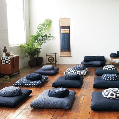 Meditation Cushions for beautiful, sacred spaces Meditation Room Design, Yoga Meditation Room, Meditation Studio, Meditation Room Decor, Yoga Studio Design, Meditation Corner, Meditation Rooms, Zen Room, Zen Space