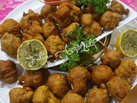 Chilli bites Chilli Bites, Ramzan Kareem, Eid Recipes, Eid Food, Good Food Good Mood, Asian Snacks, Indian Foods, Indian Street, Indian Street Food