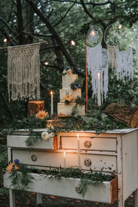 Woodland Wedding Inspiration, Dreams Photography, Forest Theme Wedding, Peach Tones, Enchanted Forest Wedding, Macrame Backdrop, Macrame Wedding, Wedding Cake Table, Dream Photography