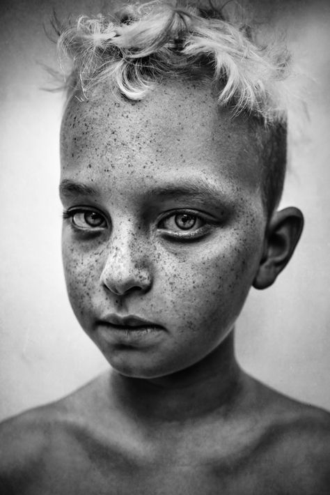 B&W Child Photo Competition 2018 Black and White Photography Black And White People, Child Photo, Portrait Photography Men, Photography Black And White, Photography Competitions, Photo Competition, Photography Contests, Foto Art, White People