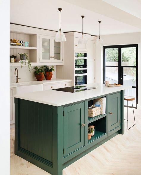 25 Elegant Green Kitchen Island Ideas That Amaze You Deep Green Kitchen Island, Kitchen With Colored Island, Forest Green Kitchen Island, Studio Green Kitchen, Green Kitchen With Island, Corner Kitchen With Island, Kitchen With Green Island, White Kitchen With Green Island, Green Modern Kitchen