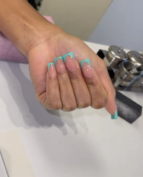 Winter Nails Tips, Nails Acrylic Coffin Fall, Winter Nails Simple, Winter Nails Acrylic Coffin, Nail Trends Winter, Nails 2023 Winter, Coffin Fall Nails, Nails 2023 Trends, Winter Nails Gel