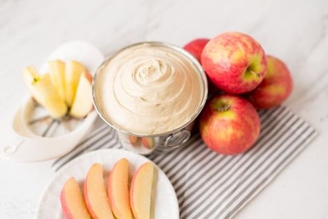 Easy Fruit Dip with Cream Cheese (Tastes like Caramel) - Cooking With Karli Fruit Dip With Cream Cheese, Easy Fruit Dip, Dip With Cream Cheese, Cream Cheese Fruit Dip, Cooking With Karli, Fruit Dips Recipes, Cream Cheese Dips, Dip Recipes Easy, Cheese Tasting