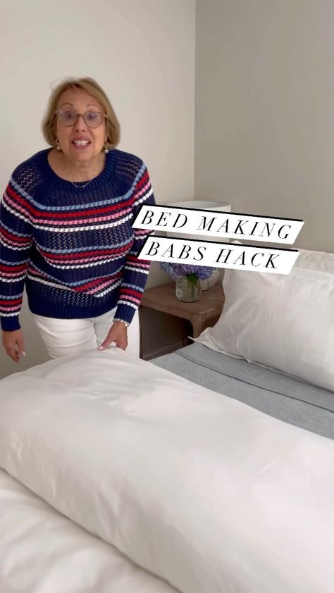 How To Dress A Queen Size Bed, How To Dress A Super Kingsize Bed, How To Make My Bed Like A Hotel, Properly Made Bed, Bed Coverlets Ideas, Making Bed Hacks, Simple Bed Making Ideas, Hotel Feeling Home, How To Make Bed Like Hotel Video