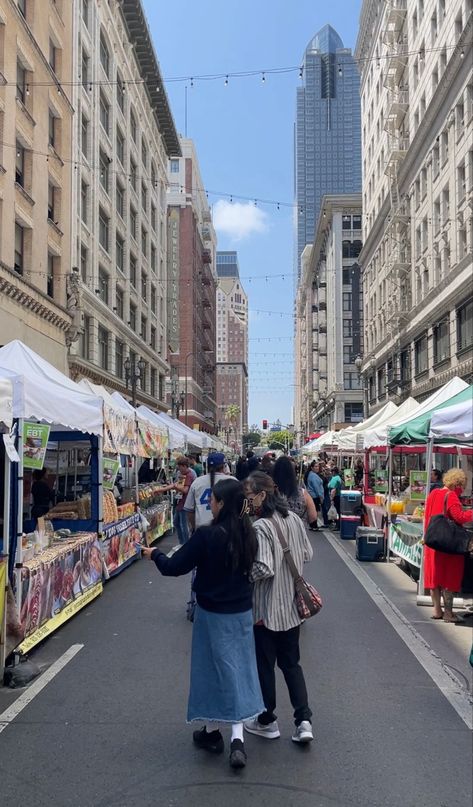 Farmers Market With Friends, Street Market Aesthetic, Farmers Market Aesthetic, Bloxburg City, Farmers Market Outfit, Camp Half Blood Cabins, Market Aesthetic, Aesthetic City, Summer 2025