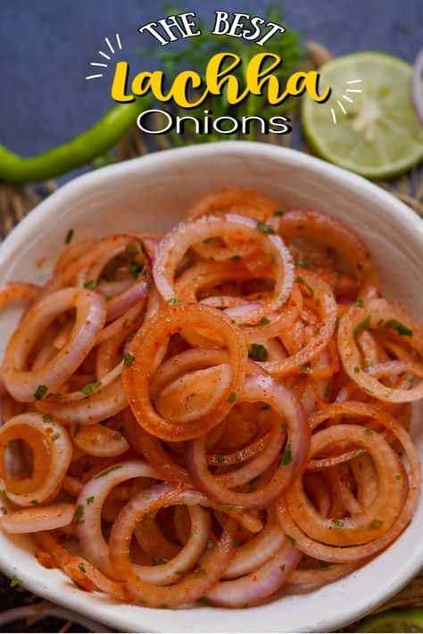 Red Onion Recipes, Indian Meals, Eid Food, North Indian Recipes, Onion Salad, Vegetarian Snacks Recipes, Chaat Masala, Vegetarian Snacks, Onion Recipes