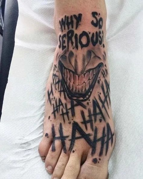 Tato Joker, Acab Tattoo, Joker Tattoo Design, Batman Tattoo, Joker Tattoo, Creepy Tattoos, Leg Tattoo Men, Badass Tattoos, Hand Tattoos For Guys