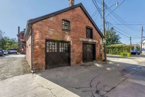 Carriage House Renovation, Vintage Carriage House, Victorian Carriage House Garage, Historic Carriage House, Carriage House Interior, Victorian Carriage House, Above Garage Apartment, Victorian Carriage, Carriage House Garage