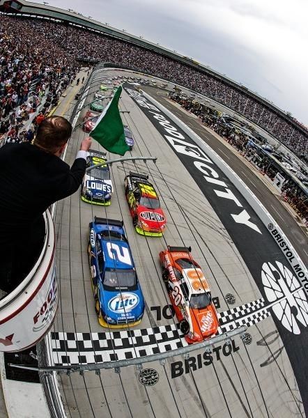 Nas Car, Lightning Shirt, Bristol Motor Speedway, Kurt Busch, Green Flag, Joey Logano, Nascar Cars, Nascar Race Cars, Nascar Race