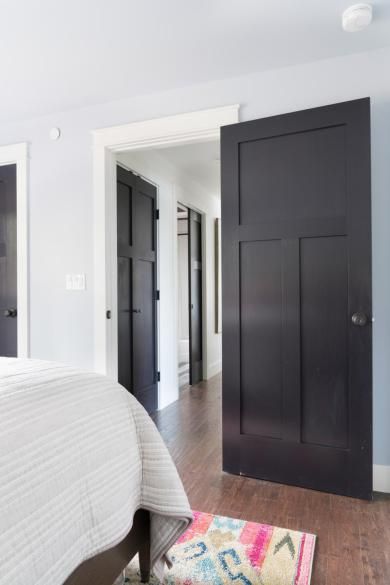 2017 diy Ultimate Retreat, Guest room, matte black door paint color SW6989 Domino by Sherwin-Williams. Weekend Home Projects, Hallway Colours, Decor Color Schemes, Door Paint Colors, Hallway Designs, Inexpensive Home Decor, Bedroom Pictures, Diy Network, Cozy Space