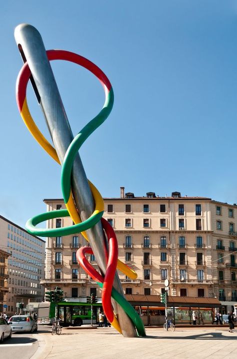 Pop Art Sculpture - Needle and thread at Cadorna Train station square in Milano - Italy by Claes Oldenburg and Coosje van Bruggen Thread Sculpture, Pop Art Sculpture, Claes Oldenburg, Oldenburg, Holiday Flyer, Creative Words, Art Plastique, Art Sculpture, Needle And Thread